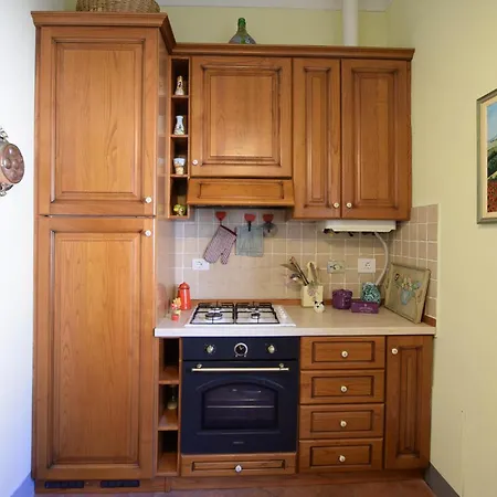 2 Bedroom Pet Friendly In Apartment *